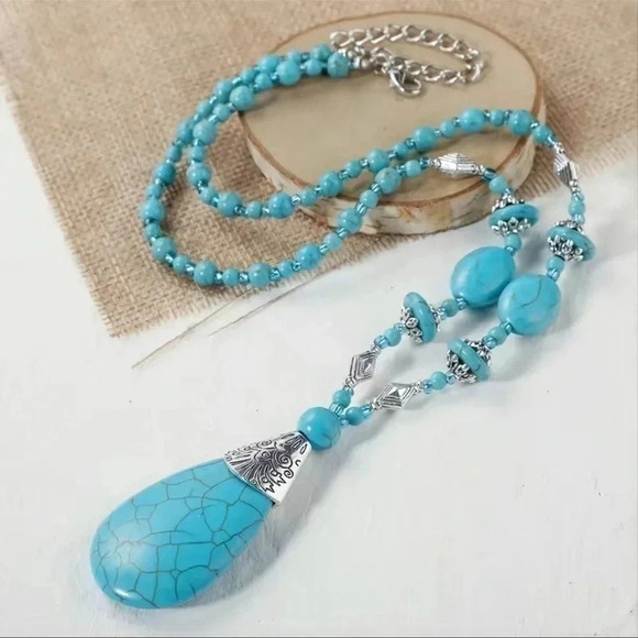 Bohemian Turquoise Beaded Stone Pendant Necklace - Picture 7 of 7